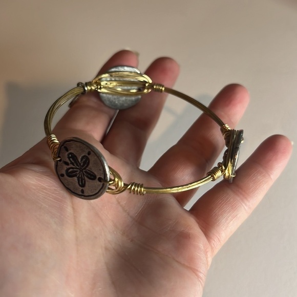 Bourbon and Bowties Sand Dollar Bangle - Picture 5 of 9